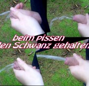 -Snow-White- - beim pissen GrafWotan den schwanz gehalten