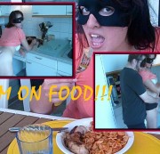 2-in-Love - Cum on Food!!!