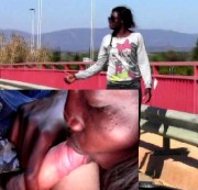 African-flower - Blowjob auf der Autobahn - Per Anhalter Mitgenommen
