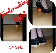 Aleksa81 - Apfel Crushing in Heels