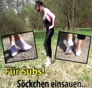 Andrea18 - Für Subs! Söckchen einsauen...