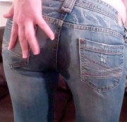 AutumnPeach - Jeans Wetting