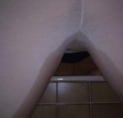 BamPaar - Geil in weiße Leggings gepisst