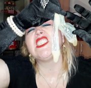 Blasflittchen - Das Spermakleid - Eigesaut zu Nikolaus