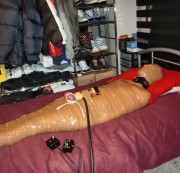 Bondage-boy - Mumifiziert und Abgemolken Teil 1