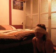 Bonny-Bi - Blasen mit verbundenen augen