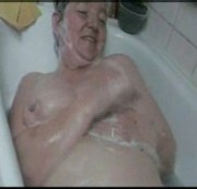 Busty-Babs6666 - geile wasserspiele