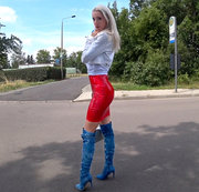 CandyXS – Userdate geplatzt! Verbotener Trost-Fremd-Fick!
