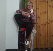 Cathalena – Gymnastik in Leggings und Ballerinas