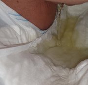 Cathalena – in eine Windel gepinkelt