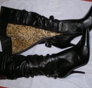 Cum-on-Shoes - Die Nuttenstiefel geil vollgespritzt