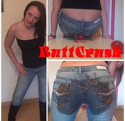 Darkbaby83 - JeansArsch und Tomatenmasche- Butt Crush