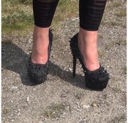 Darkbaby83 - Geile Stachelheels beim walk