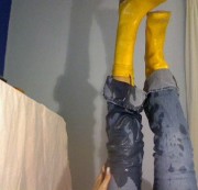 DeineGier - Pissen - erst die Siefel und dann......