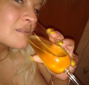 Dirty-Princess666 – NS in Sektglas