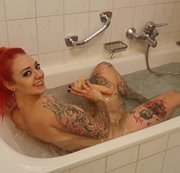 Dirty_Davina - Von der Freundin voll Erwischt !!!!!