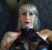 DominatrixDajana – Wichsanweisung mit Analplug für dich