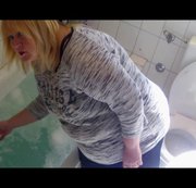 Eheflittchen68 – heimlich in sein Badewasser