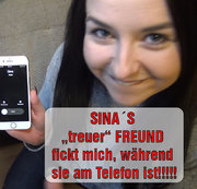 EmmaSecret - SINA‘S „treuer“ FREUND fickt mich, während sie am Telefon ist!!!!!