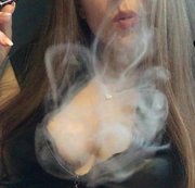 FinDomLadyStefanie - Sexy Vaping - Igno Clip 2