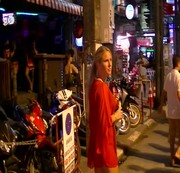 Fitness-Maus – THAILAND Spycam – Nutten abgeschleppt!