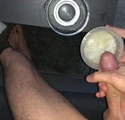 Gays4Boys – Video 040 – Maximilian und Romano 2x Abgespritzt in Spermadose Teil 2-2