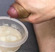 Gays4Boys - Video 061 - Maxi wichst in seine Spermadose Teil 5-5