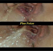 GeheimnisvolleLady - Piss Fotze