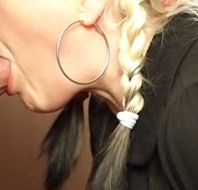 GinaBlue – Blowjob und aussaugen