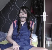 Glamour-Bitch - SB im Kittel mit Ballplug