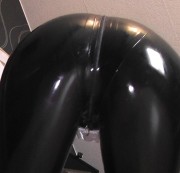 Glamour-Bitch - Arschwackeln das Finale....