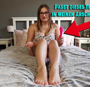 HollyBanks - Neuer Vibrator. Passt der in meinen Arsch???