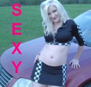 HotPussyXXX - AUTO-FICK OUTDOOR!!