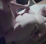 Ich-ficke-mollige - Die Dicke Speckmaus auf Küschentisch abgefickt