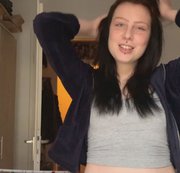 Jacky-2001 - OMG ENDLICH 18. MEIN ERSTES VIDEO! ICH STELLE MICH VOR! Hallo, ich bin die Jacky...