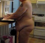 JenPetre – She Bakes Bread Naked