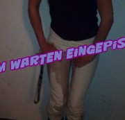 JennaJones - Beim warten auf Susann eingepisst (Teil1) -  100% AMATEUR VIDEO!!!