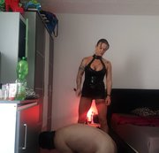 Julia-Exclusiv – Mein erster Bizarr Kurzclip