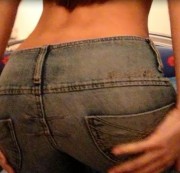 JuliaHot - JuliaHot in sexy Knackarsch Jeans