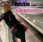 JuliettaSanchez - Quickie im Einkaufszentrum!!