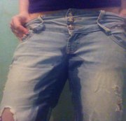 Kattypretty – Kate ppeing in her jeans and on her jeans after she take them off