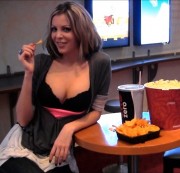 LARA-LOVE - Spermageiler Kinobesuch!