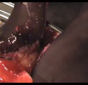 Lady-Tanja – nylonbestrumpfte Fuesse matschen in Vanillepudding