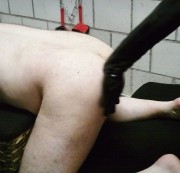 LadyMelinda - Anal mit Schwingbesen