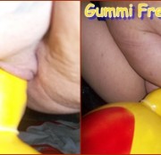LadySun2013 - Der Gummi Rudi fickt meine Muschi