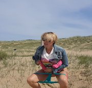 Lara_Bergmann – Schock – Schwangere pisst öffentlich am Strand!
