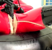 Latexcult - Pumpdildo und Squirting