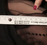 LauraLee - Füße mit dem Lineal gemessen!