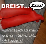 LeckerLipsy - DREIST : Mitbewohner wichst auf meine Strümpfe!!!