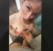Lena-Lou - Mein erstes Mal in der Öffentlichkeit- Sex in der Umkleidekabine